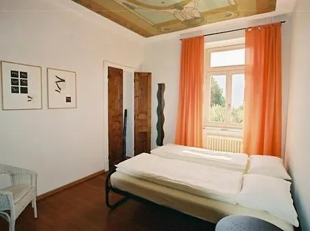 Bed & Breakfast Ginia 2*
